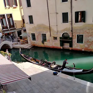 Dimora Al Doge Beato Vista Canale Bed and breakfast